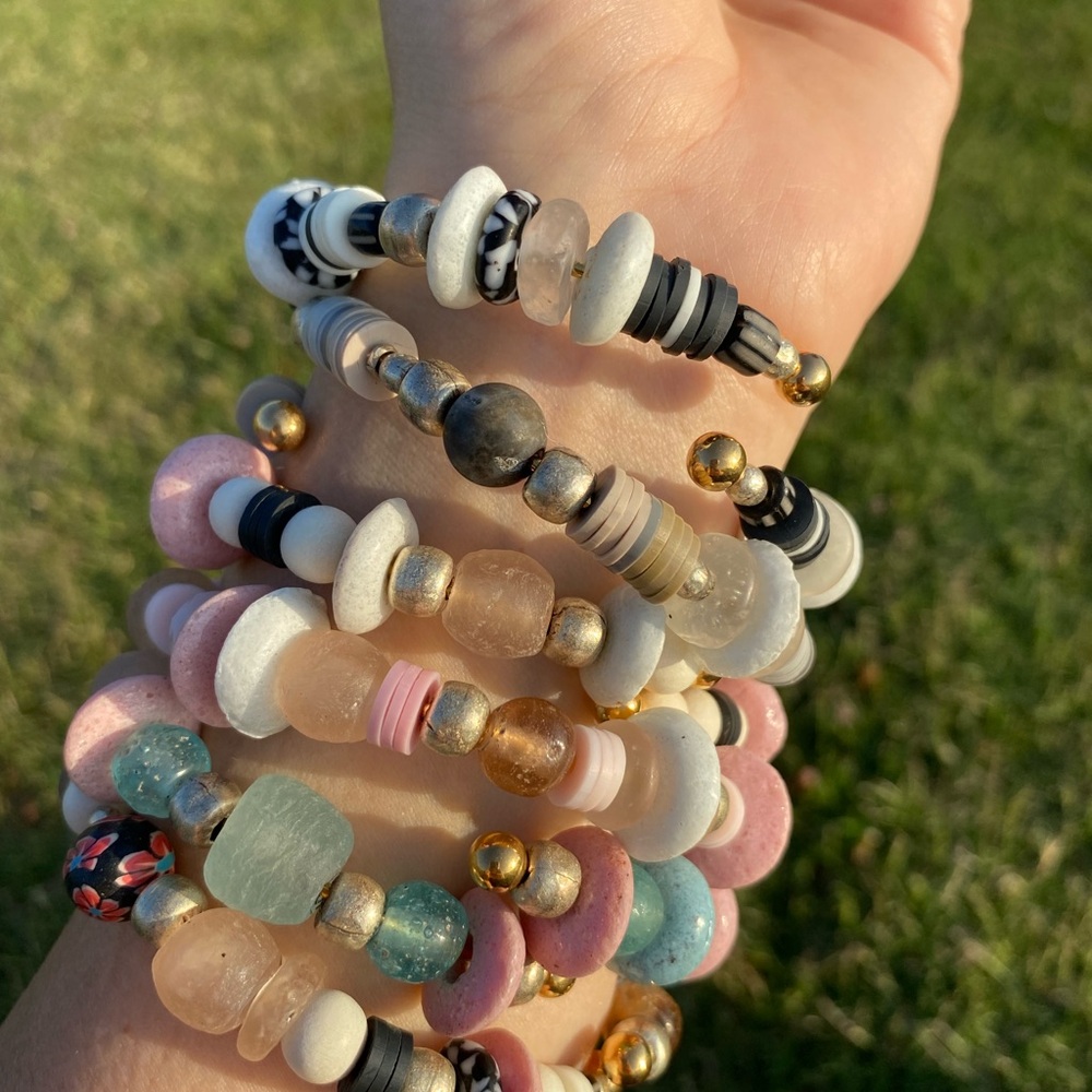 2 piece Handmade bracelet set /stack, in beachy blues. And pinks - Picture 5 of 14
